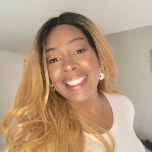 Meet your Posher, Lynndi